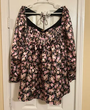 Dress thumbnail 1