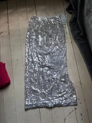 Vintage Zara Sequinned Shimmering Midi Skirt - White, GREY thumbnail 2