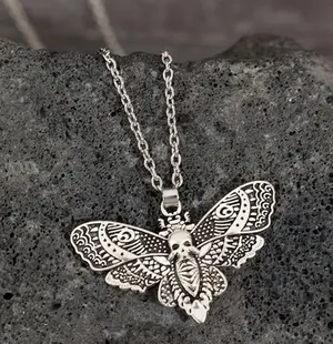 Vintage Butterfly Skull Decor Clavicle Chain Pendant Necklace thumbnail 2