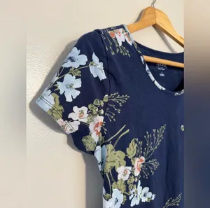 SALE! Navy Isabel Maternity Floral Dress Size M EUC thumbnail 4