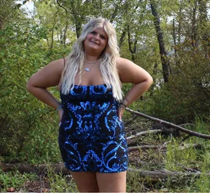 Homcoming dress thumbnail 1