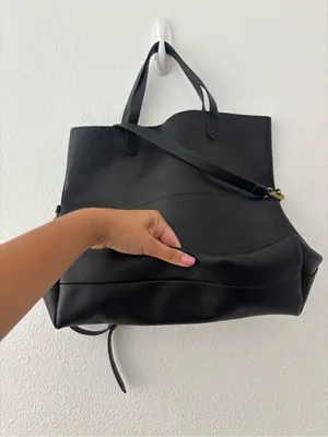Madewell The Foldover Transport Tote in black leather thumbnail 4