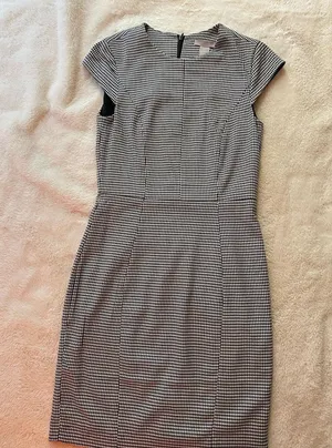 H&M Houndstooth Dress thumbnail 2