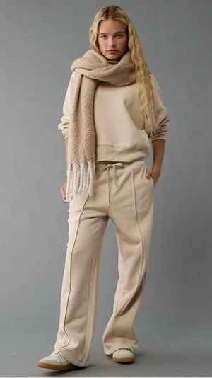 AE Everyday Luxe Wide-Leg Sweat pant! thumbnail 1