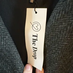 Sophisticated Dark Gray Trench Coat Black Size XL thumbnail 3
