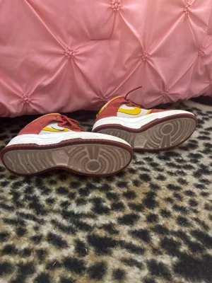 Nike High-Top Dunk Sneakers thumbnail 4