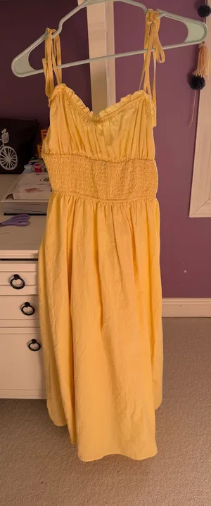 SheIn Yellow Flowy Dress thumbnail 1