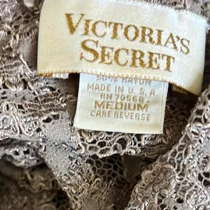 Victoria’s Secret Lace Top thumbnail 5