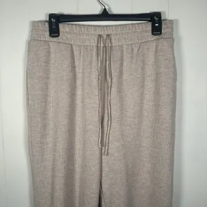 Victoria’s Secret Women’s Medium Beige Jogger Lounge Pants Drawstring thumbnail 5