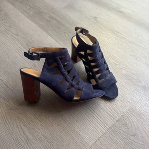 Franco Sarto Faux Suede Cut-Out Heels thumbnail 3