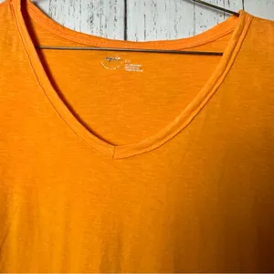 Aerie Oversized Short Sleeve Casual Style Bright Orange V-Neck T-Shirt Sz S thumbnail 9