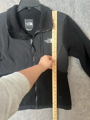 The North Face‎ Woman’s Medium Black Full-Zip Fleece Jacket thumbnail 5