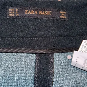 Zara Basic Blue with Yan Polka Dot Shorts Size Small thumbnail 3