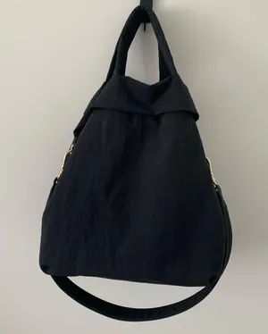 Lululemon on my level bag thumbnail 2