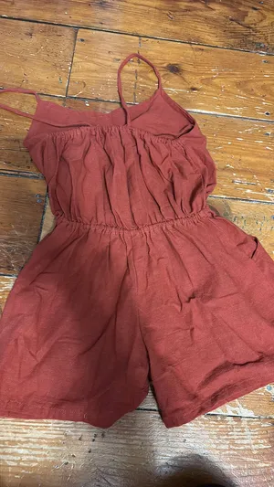 Unbranded Red thumbnail 1