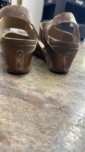 Corky Boutique By Size 10 thumbnail 2