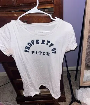 Abercrombie and Fitch graphic tee! thumbnail 1
