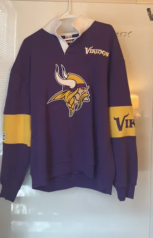 NWT Abercrombie and fitch Vikings crew thumbnail 1