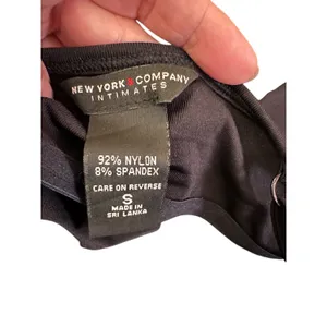 NY & Co Black Padded Cup Tank Top Women Sz S thumbnail 3