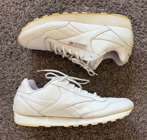Vintage Reebok Classic Harman Run White Leather Gum Sole Sneakers thumbnail 1