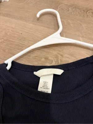 H&M Navy Tank And Shorts Set Size Small thumbnail 4