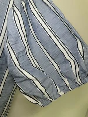 100% Cotton Loft Button Front Top Size L Blue White Striped Short Puff Sleeve Bl thumbnail 4
