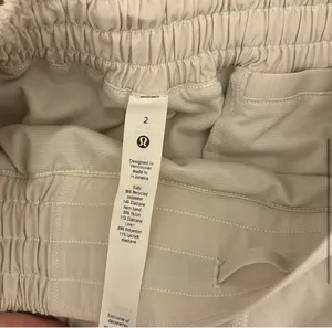 Lululemon Bone Shorts thumbnail 5