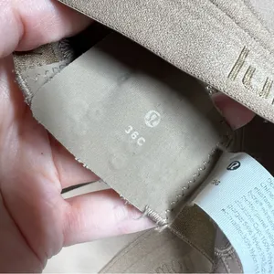 Lululemon Nude‎ Wireless Racerback Bra thumbnail 4