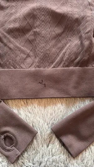 JoyLab Brown Cable Knit Patterned Athletic Top thumbnail 3
