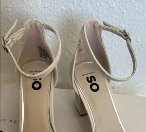 SO Chiron Block Heel Ankle Strap Special Occasions Heels Bone Color Size 8 thumbnail 3