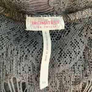 Free People Peekaboo Scalloped Lace Slip Dress‎ in Black Size Small thumbnail 8