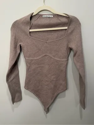 Abercrombie & Fitch Brown Knit Sweetheart Long Sleeve Bodysuit Size Small thumbnail 1