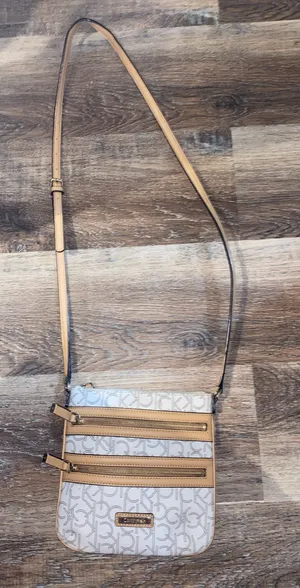 Purse thumbnail 1