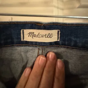 Madewell, size‎ 26, Slim Straight Jeans: Distressed Button-Front Edition thumbnail 6