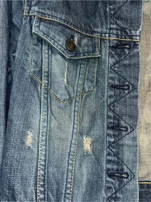 Old Navy Women's Washed Blue Denim Jacket thumbnail 5
