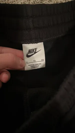 Black Nike Joggers Sweatpants thumbnail 3