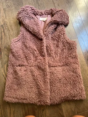 Thread and supply Sherpa shaggy vest women’s small thumbnail 1