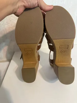 Old Navy Strappy Faux Leather Block Heels Sandals, Sz 10 thumbnail 6