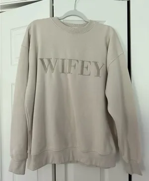 Six Stories Wifey Sweatshirt thumbnail 3