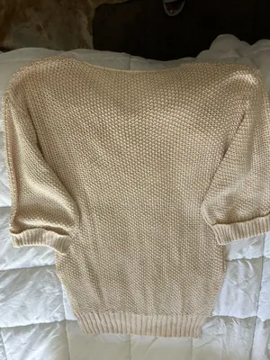 Women’s sweater Tan Size L thumbnail 2
