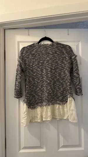 Blu Pepper Woven Blouse thumbnail 2