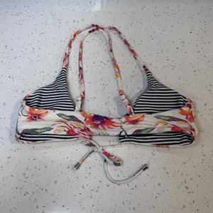 Tropical‎ Floral Lace Up Bikini Top XS White Striped Lining Summer Swimwear thumbnail 2