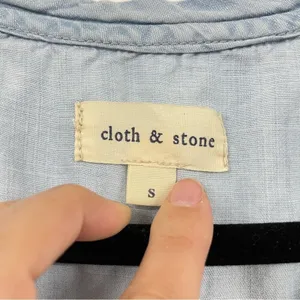 Cloth & Stone Chambray Short Sleeve Womens Blouse S Boho Beachy Coastal Cowboy thumbnail 8