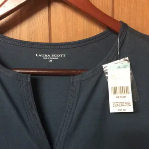 Laura Scott shirt for woman size M thumbnail 2