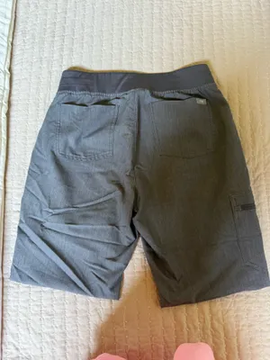 FIGS Zamora Jogger Scrub Pants Grey thumbnail 2