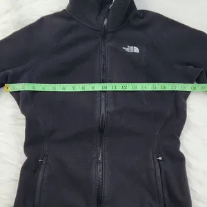 The North Face fleece zip up jacket black Medium fits a‎ Small thumbnail 6