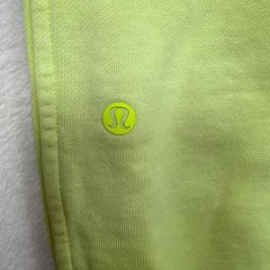 Lululemon 6 Scuba High Rise French Terry Jogger Garment Dye Highlight Neon Yello thumbnail 8