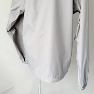 Helly Hansen Gray Hooded Rain Jacket Women’s Small Waterproof Lightweight thumbnail 4