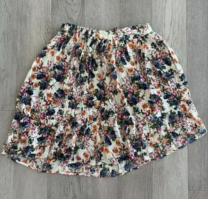 Bila Floral Wrap Skirt Tie Front Size Medium New thumbnail 4