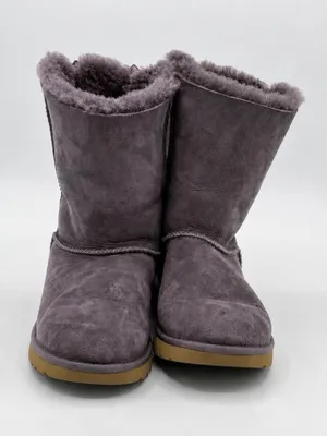 Rare Ugg Bailey Bow II boots in "Nightfall" Size 8 thumbnail 4